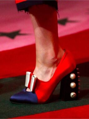 Gucci silk Heel Pumps